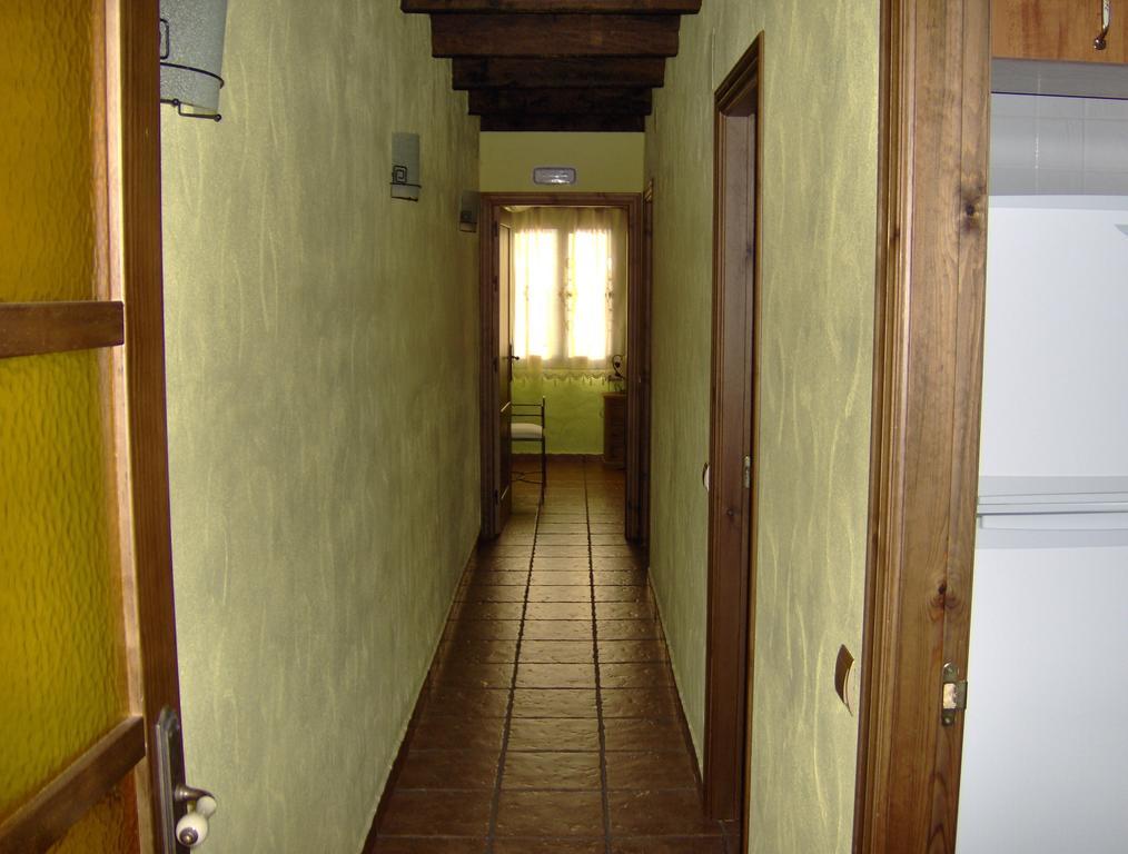 La Aldea Guest House Alcaraz Bilik gambar